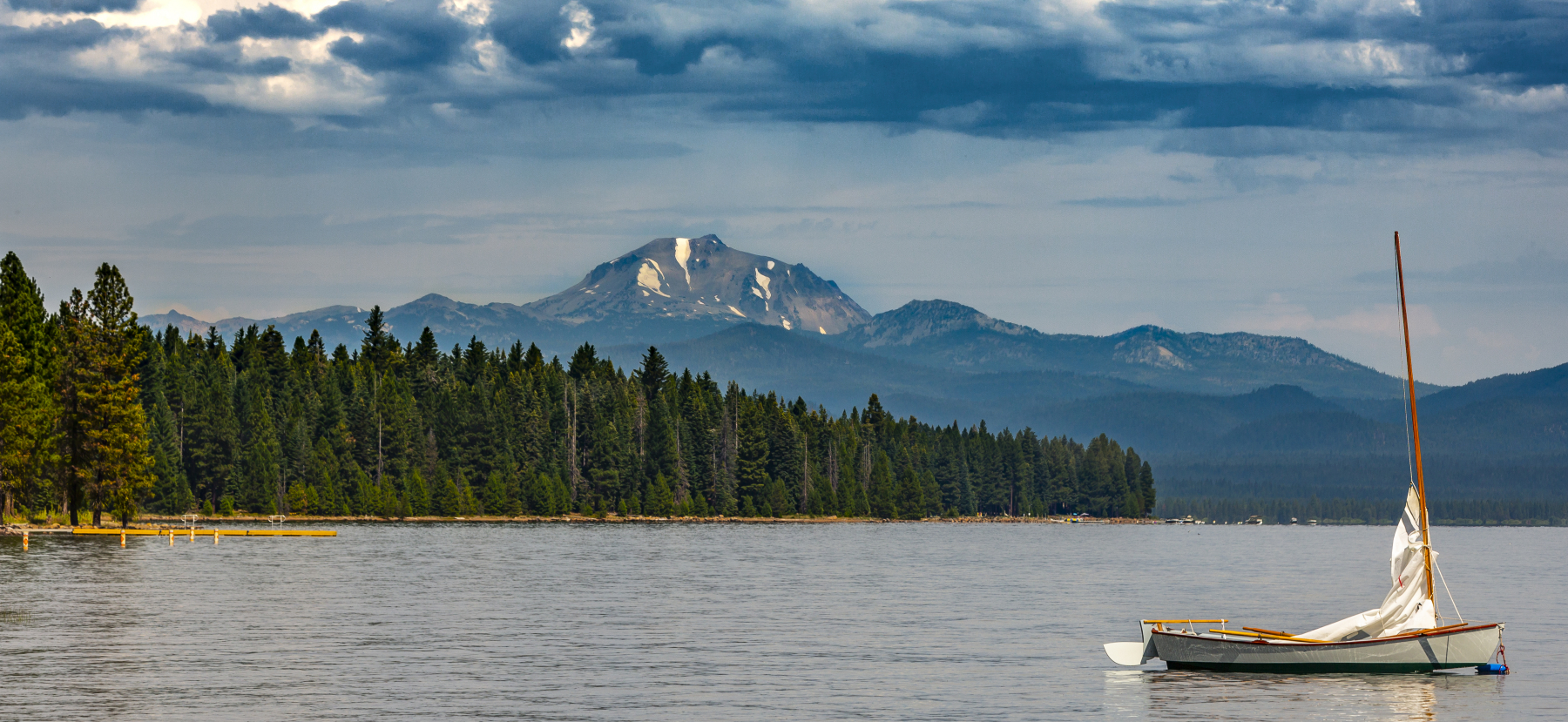 Almanor Lake landscape